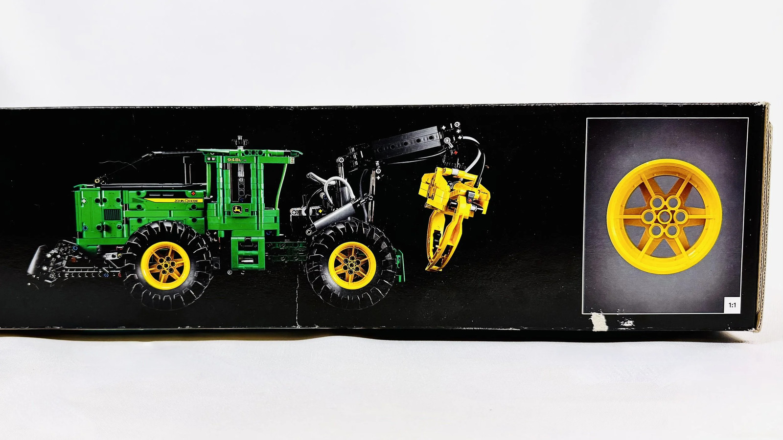 Retired LEGO Technic John Deere 948L-II 42157 | Kuso Oishii